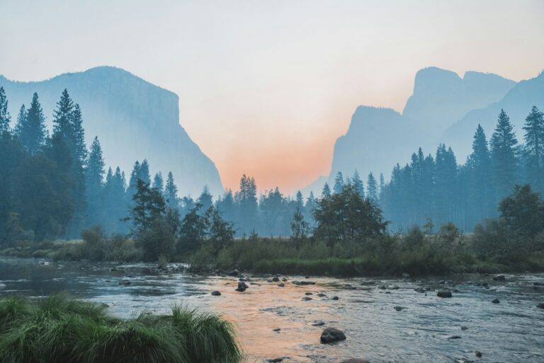 Read more about the article The Inverted Pyramid: How Blackfoot Wisdom Inspired (and Transcends) Maslow’s Hierarchy of Needs