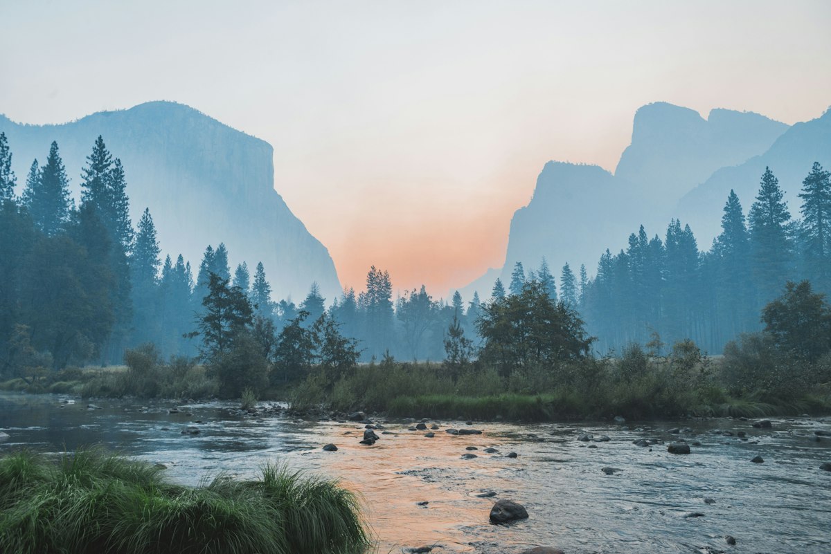 Read more about the article The Inverted Pyramid: How Blackfoot Wisdom Inspired (and Transcends) Maslow’s Hierarchy of Needs
