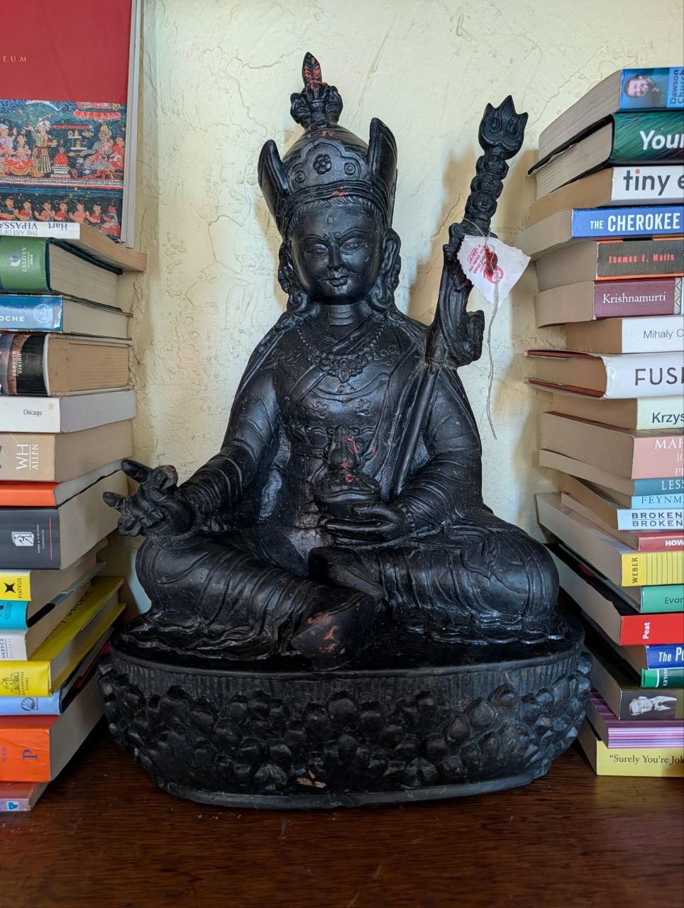 Read more about the article Carved from Sacred Ground: The Basalt Padmasambhava Statue by Master Subha Ratna Bajracharya